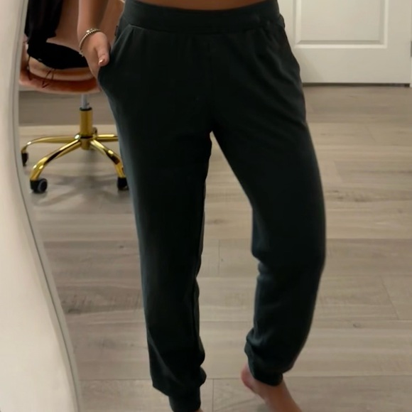 Pants - Classic Dark Green Jogger Sweatpants